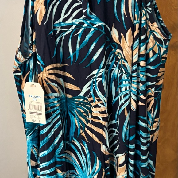 Time and Tru Woman’s Halter Dress - Picture 2 of 3